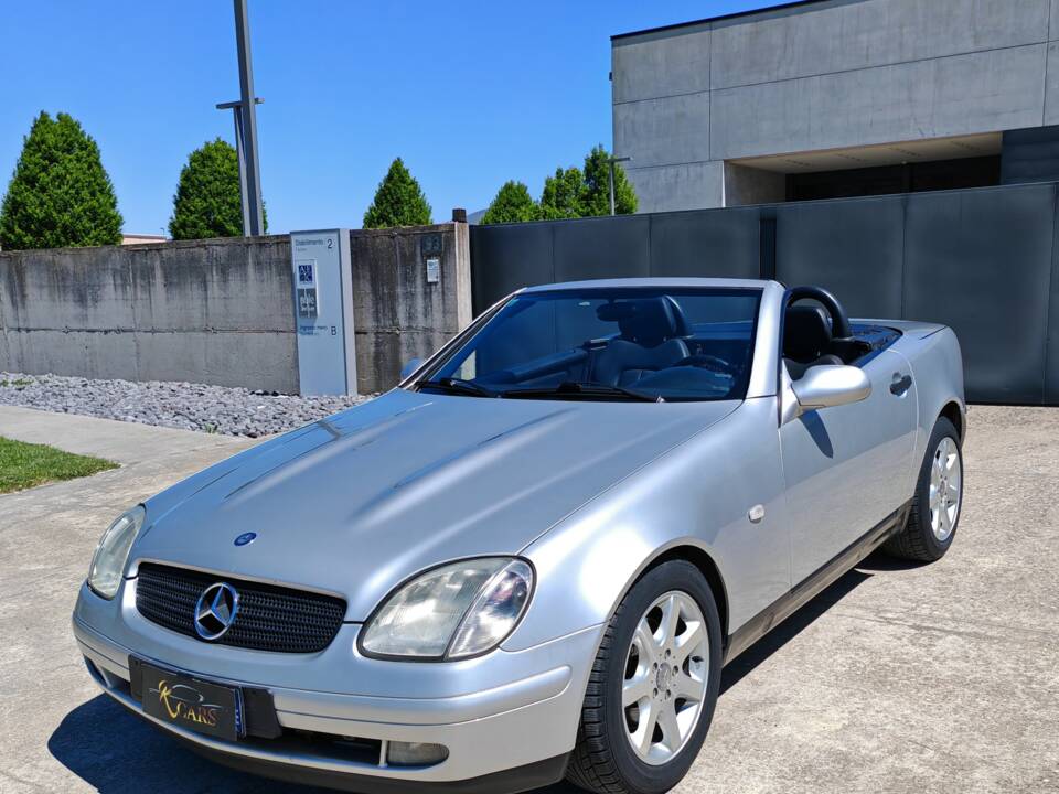 Bild 9/34 von Mercedes-Benz SLK 200 (1999)