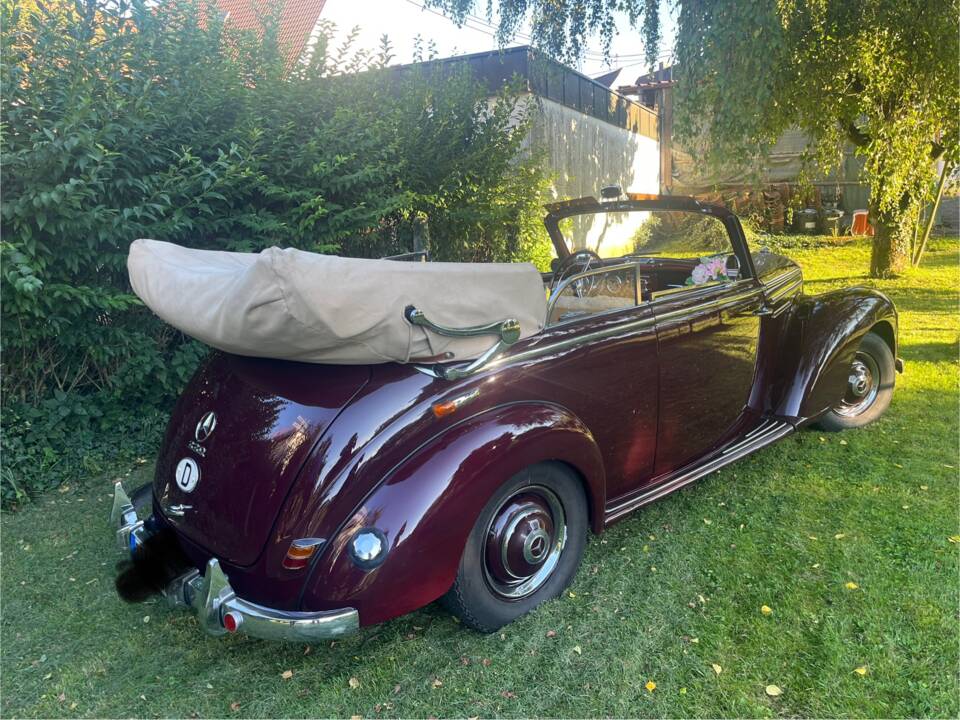 Bild 14/48 von Mercedes-Benz 220 Cabriolet B (1952)