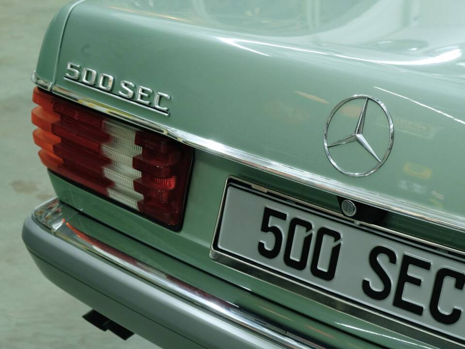 Bild 18/50 von Mercedes-Benz 500 SEC (1988)