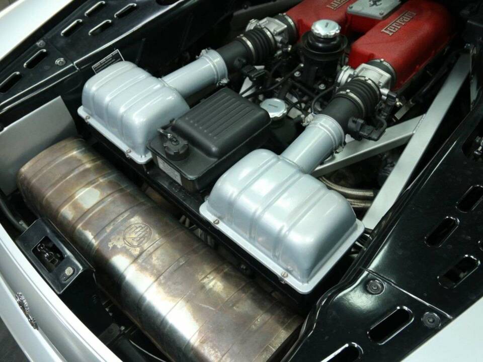 Immagine 42/50 di Ferrari 360 Spider (2003)