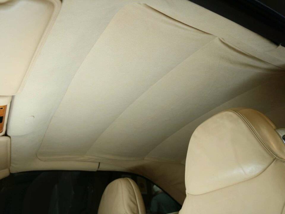 Image 42/49 de Bentley Azure (2006)