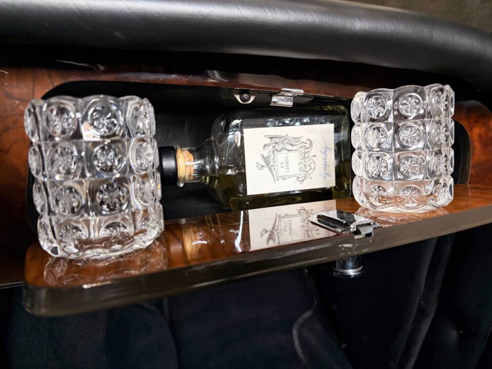 Afbeelding 11/22 van Austin-Healey 3000 Mk III (BJ8) (1967)