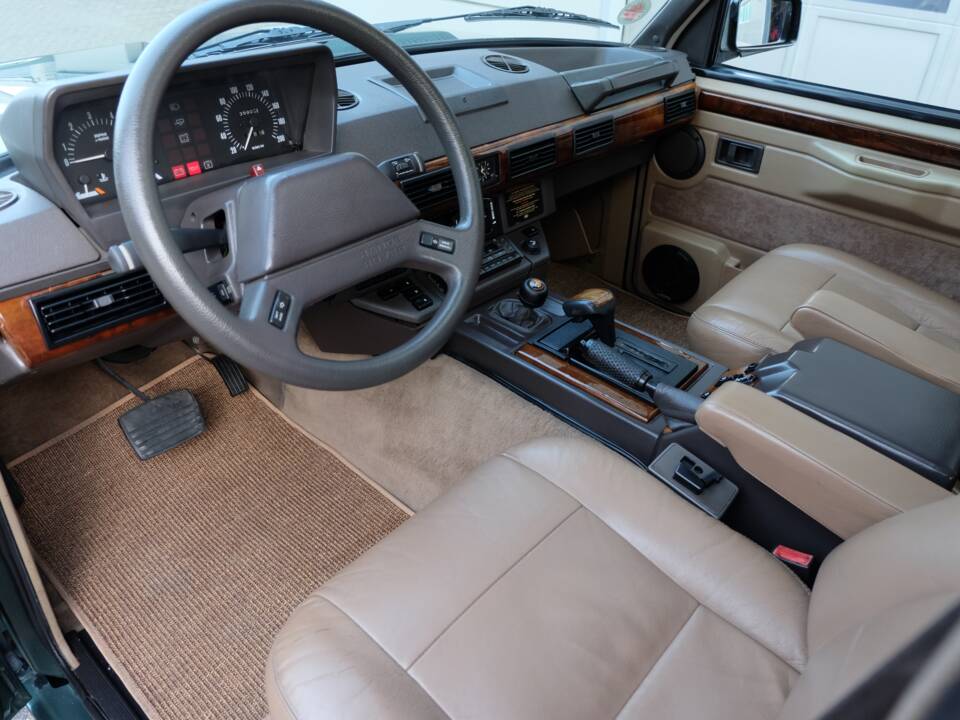 Image 15/63 of Land Rover Range Rover Classic Vogue LSEi (1993)