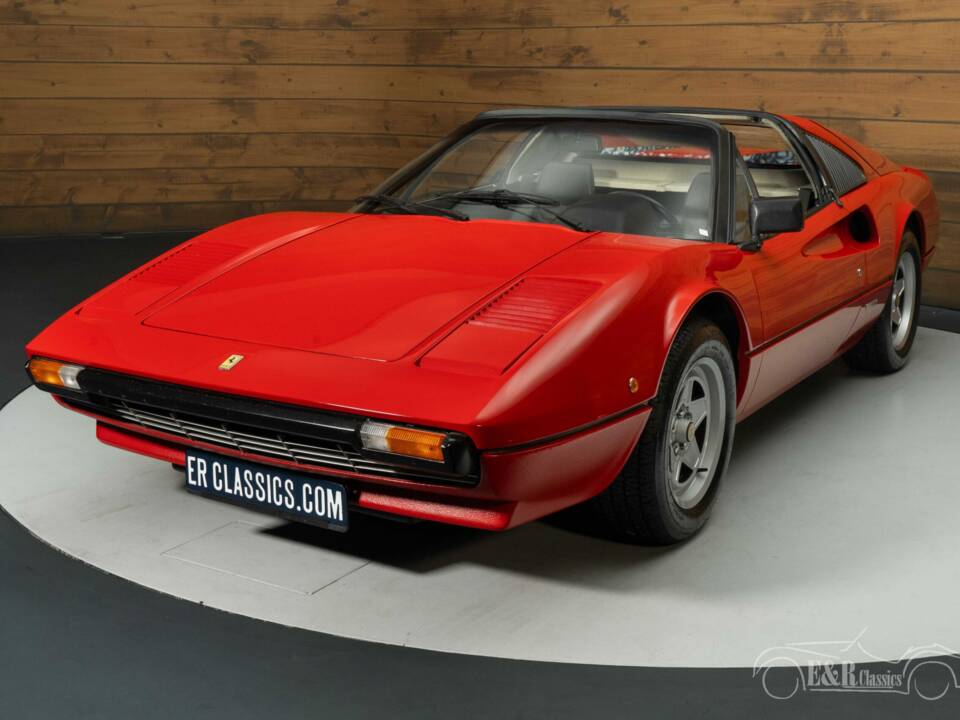 Bild 4/8 von Ferrari 308 GTSi (1981)