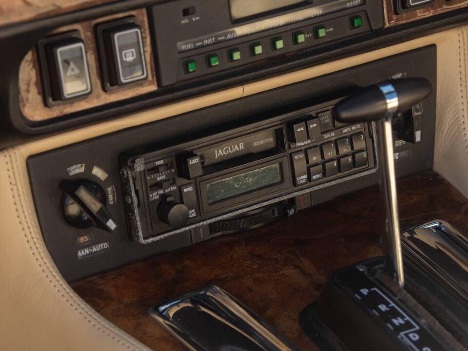 Bild 50/50 von Jaguar XJS 5.3 V12 (1990)