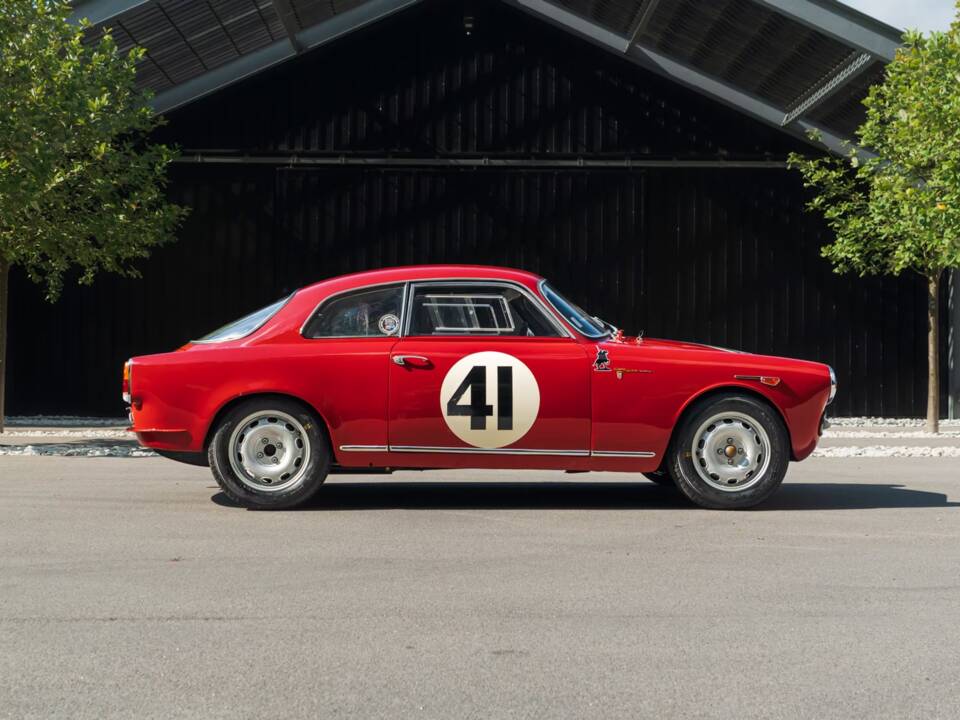 Image 4/13 of Alfa Romeo Giulietta Sprint Veloce (1958)