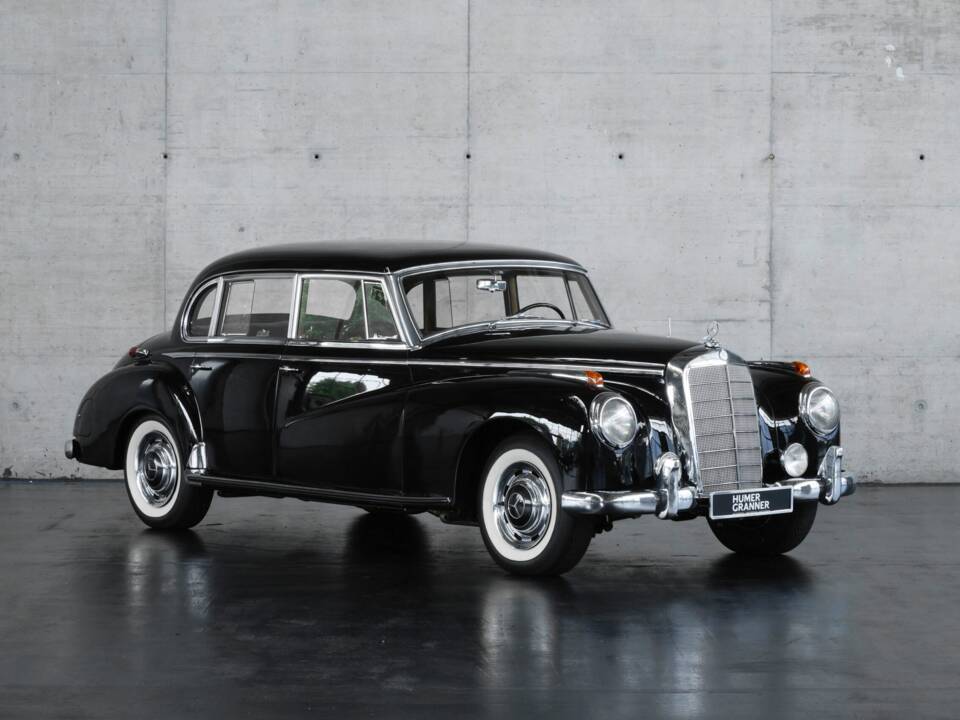Image 3/50 de Mercedes-Benz 300 c (1956)