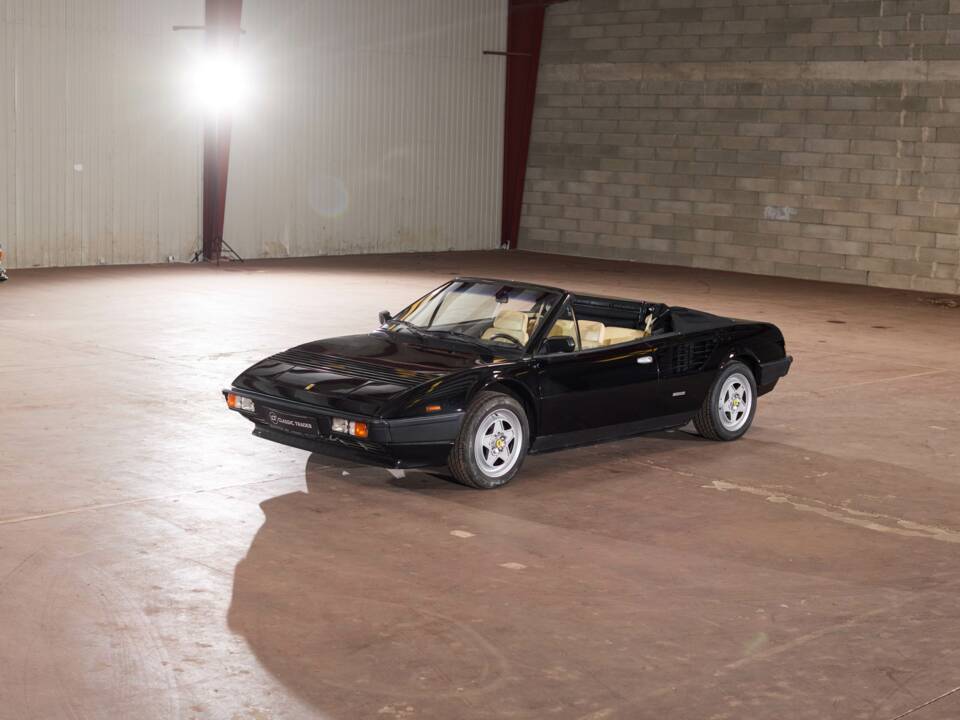 Bild 3/99 von Ferrari Mondial Quattrovalvole (1985)