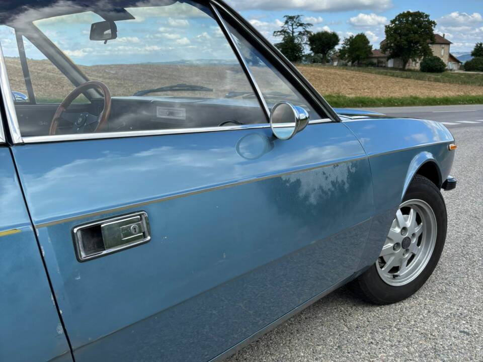 Bild 29/53 von Lancia Beta Coupe 2000 (1976)