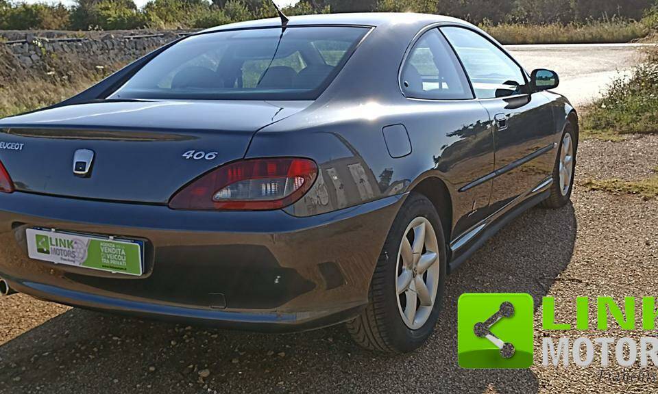 Image 3/10 of Peugeot 406 Coupé 3.0 V6 (1999)