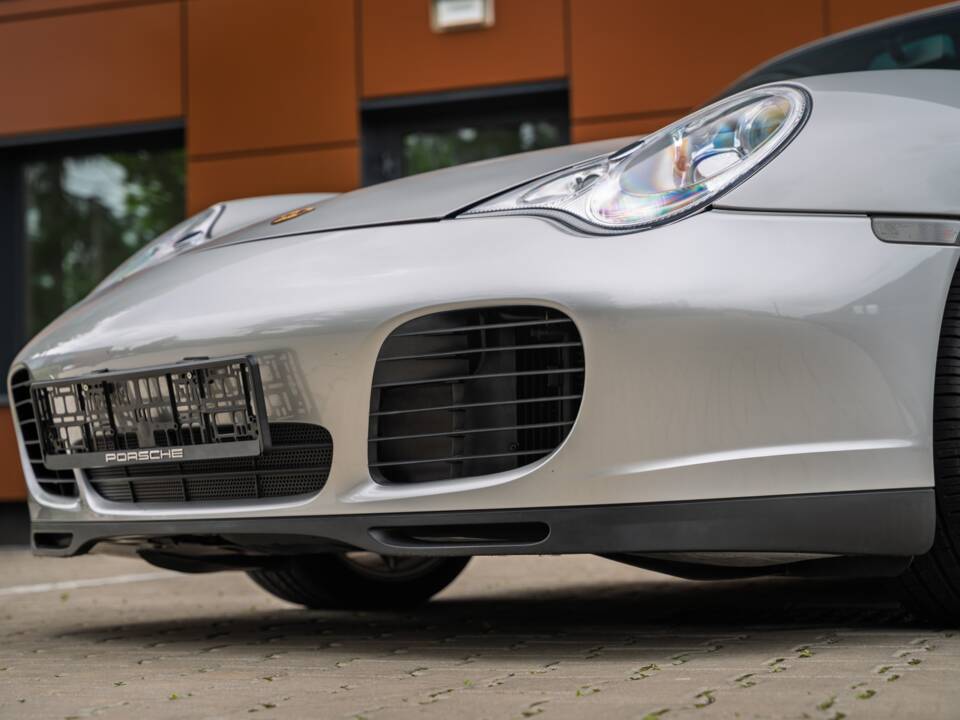 Afbeelding 70/73 van Porsche 911 Carrera 4S (2002)