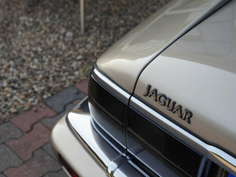 Afbeelding 46/50 van Jaguar XJS 4.0 (1995)