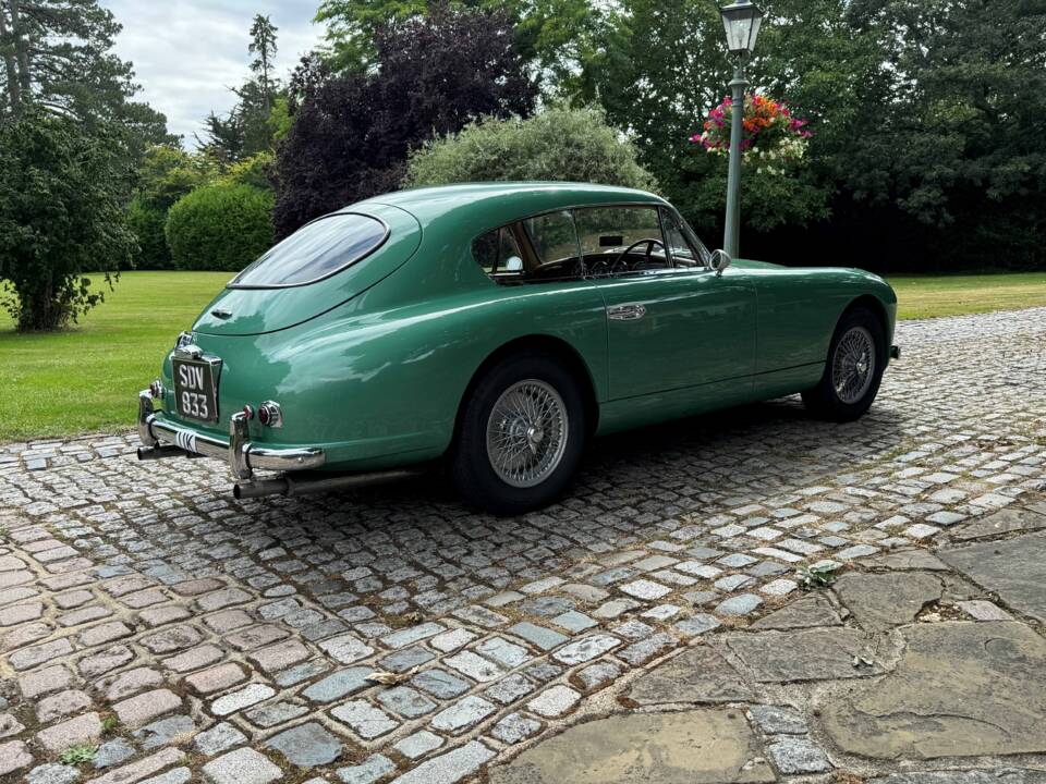 Image 16/40 of Aston Martin DB 2&#x2F;4 Mk I (1955)