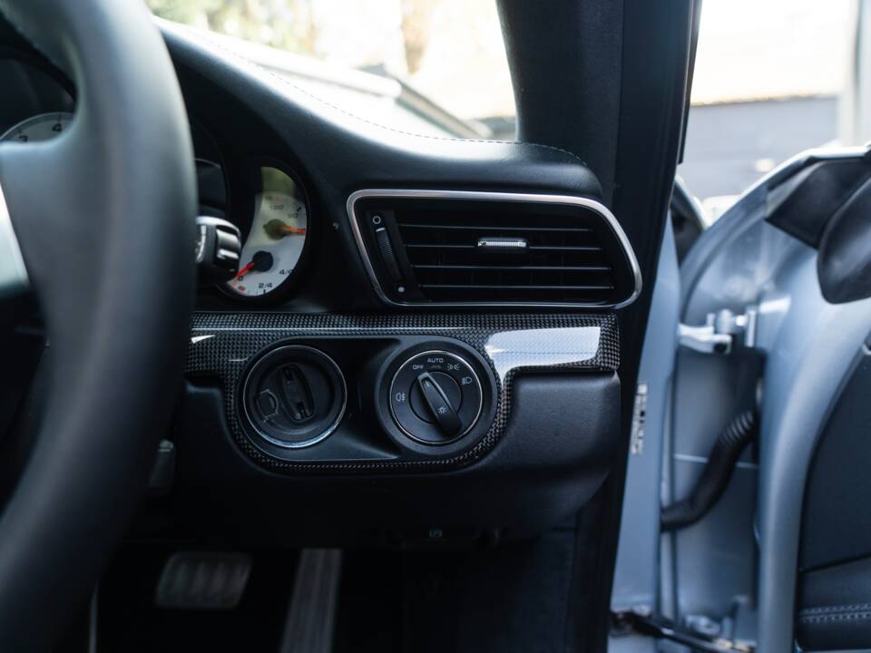 Image 34/57 of Porsche 911 Turbo S (2013)