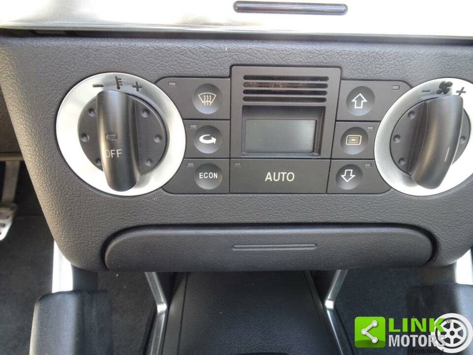 Bild 28/40 von Audi TT 1.8 T (2000)