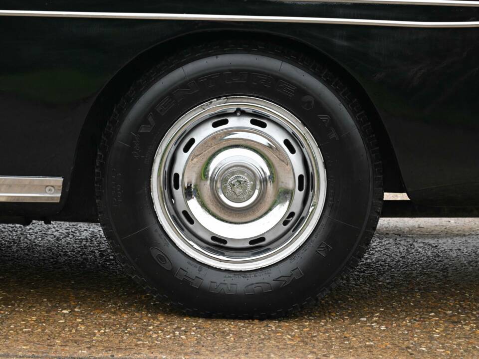 Image 30/40 of Bristol 410 (1968)