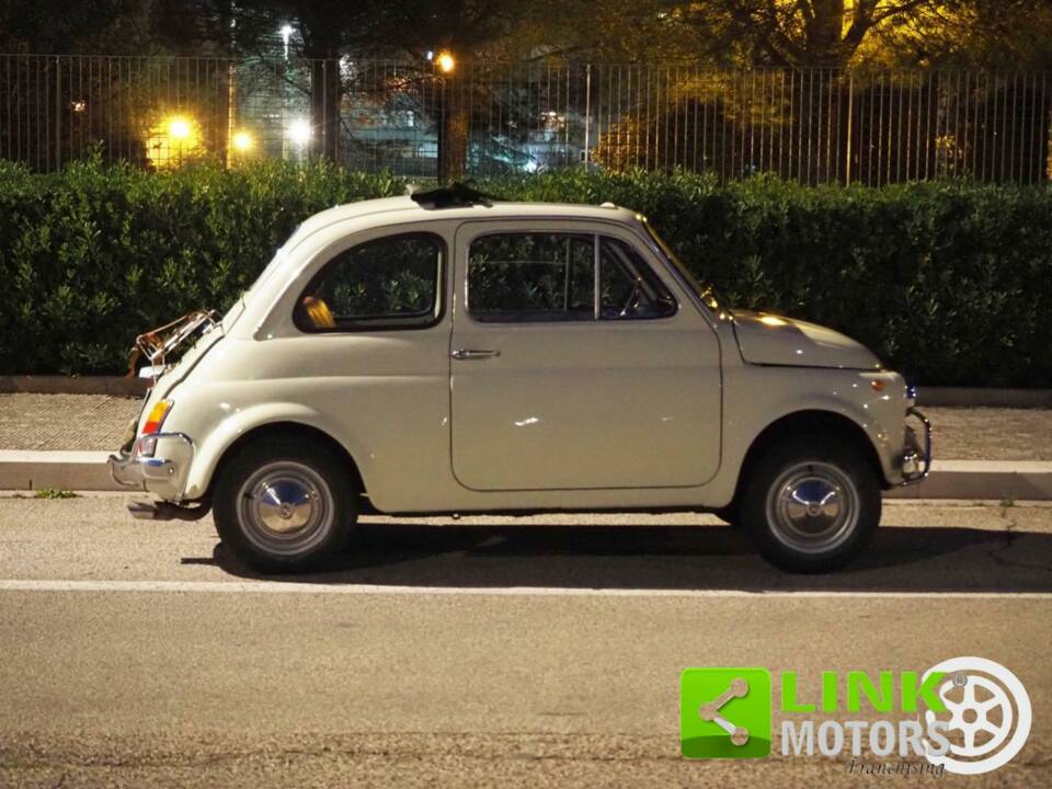 Image 3/10 de FIAT 500 L (1970)