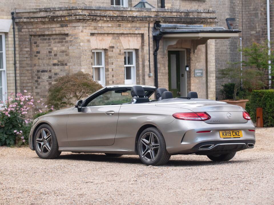 Bild 9/50 von Mercedes-Benz C 300 d (2019)