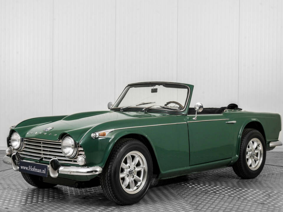 Bild 1/50 von Triumph TR 4A (1966)