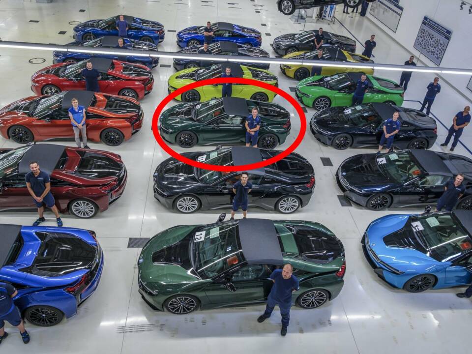 Image 17/18 of BMW i8 Roadster "The Last 18" (2020)