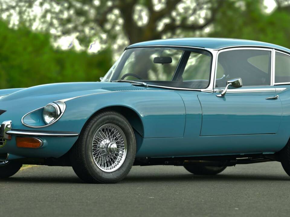 Image 1/50 de Jaguar E-Type V12 (2+2) (1972)