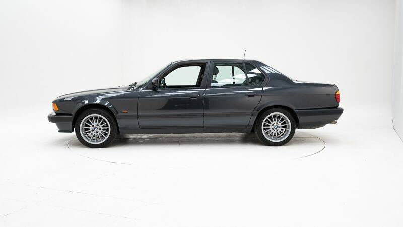 Bild 8/15 von BMW 730i (1988)