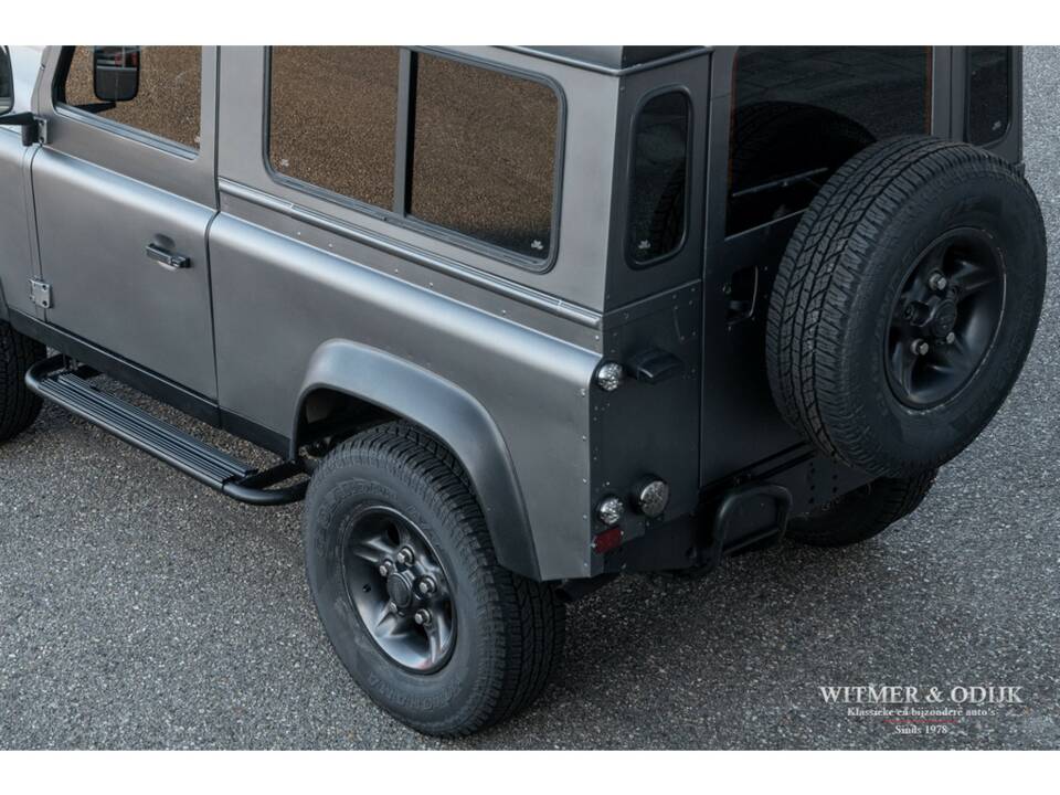 Image 12/27 of Land Rover Defender 90 (1996)