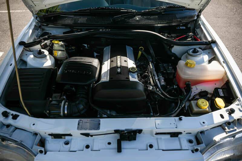 Image 3/41 of Ford Escort RS Cosworth (1995)