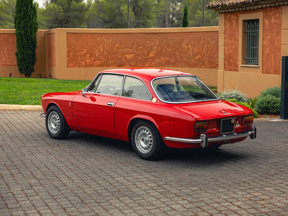 Bild 2/19 von Alfa Romeo 1750 Berlina (1970)