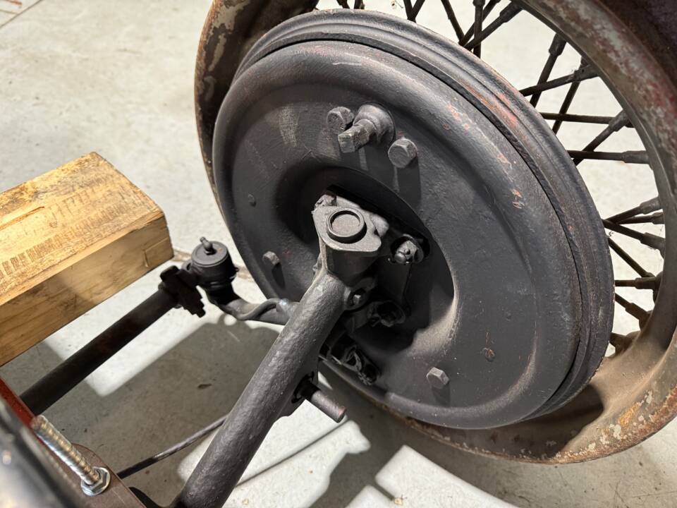 Image 17/25 of Rover 14 (1936)