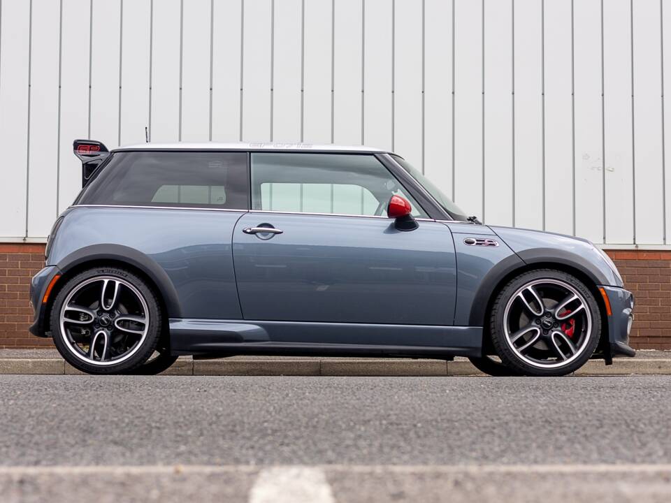 Imagen 2/50 de Mini Cooper S JCW (2006)
