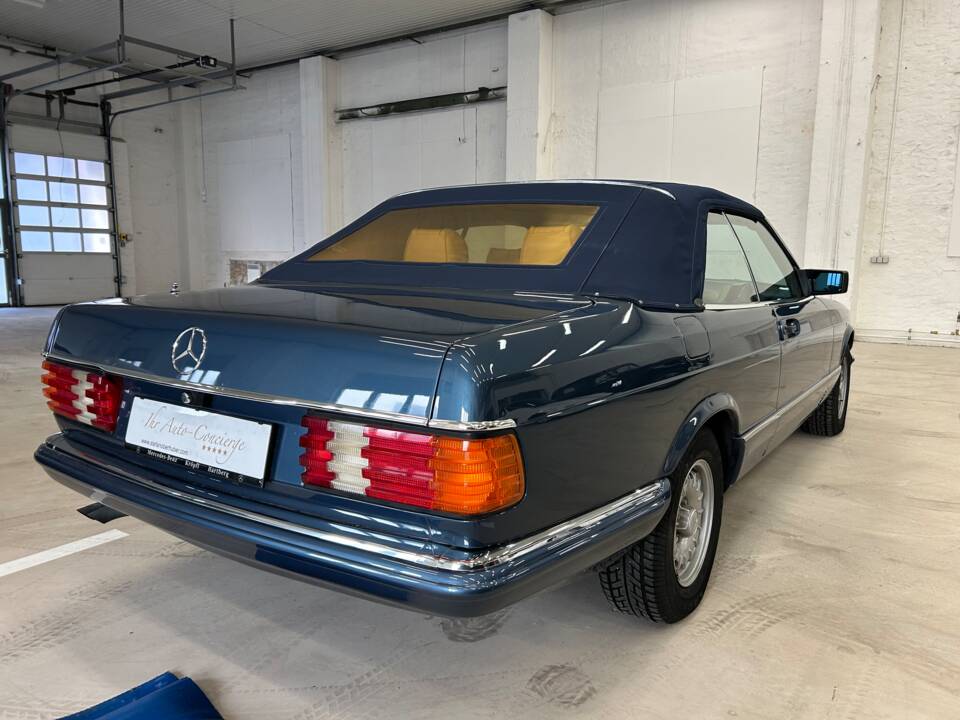 Image 6/20 de Mercedes-Benz 500 SEC SGS (1982)