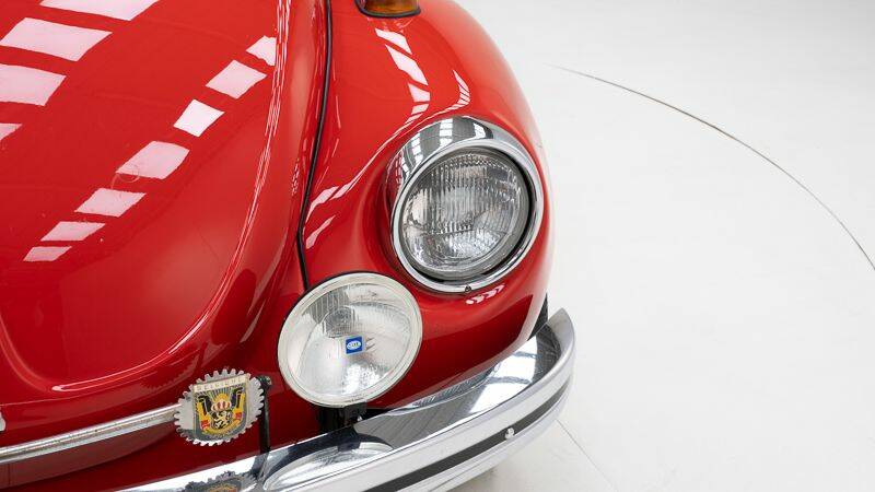 Image 11/15 de Volkswagen Coccinelle 1303 LS (1974)