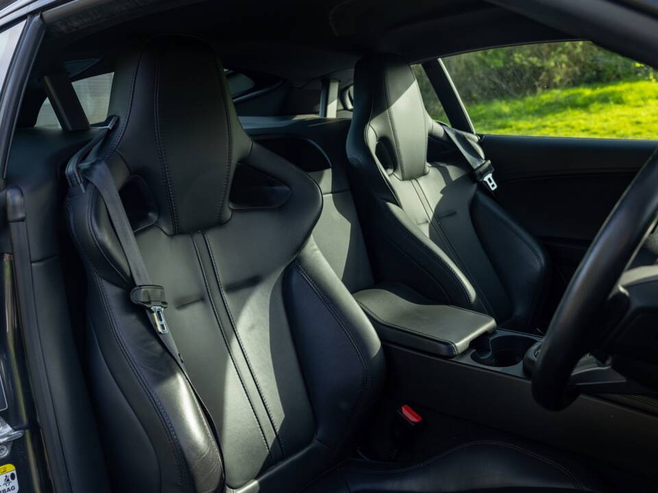 Image 4/45 of Jaguar F-Type (2016)