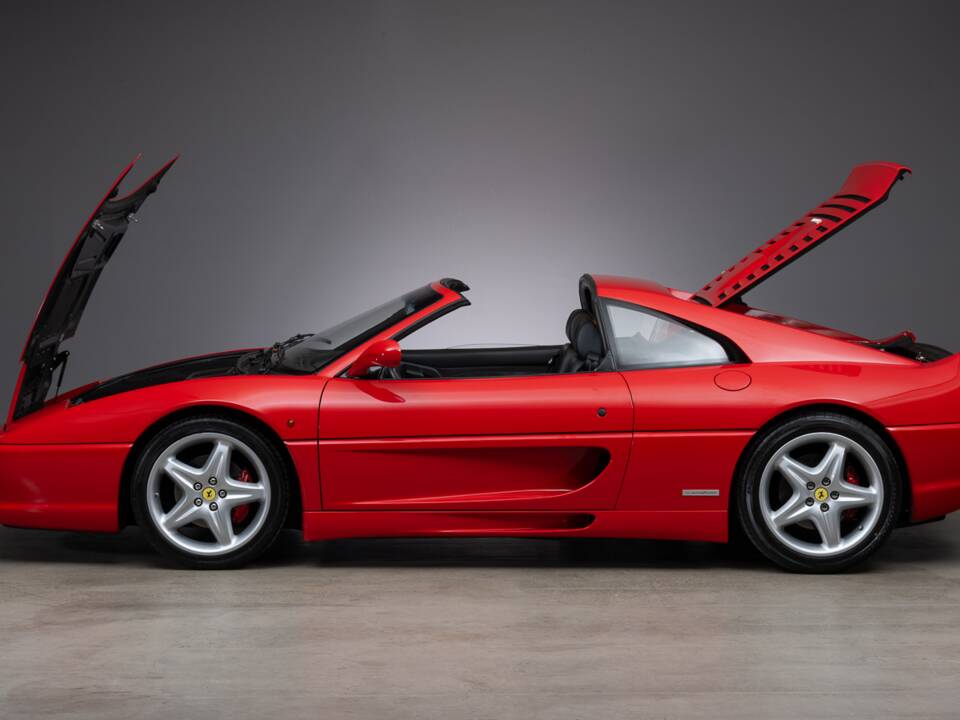 Image 9/37 of Ferrari F 355 F1 GTS (1997)