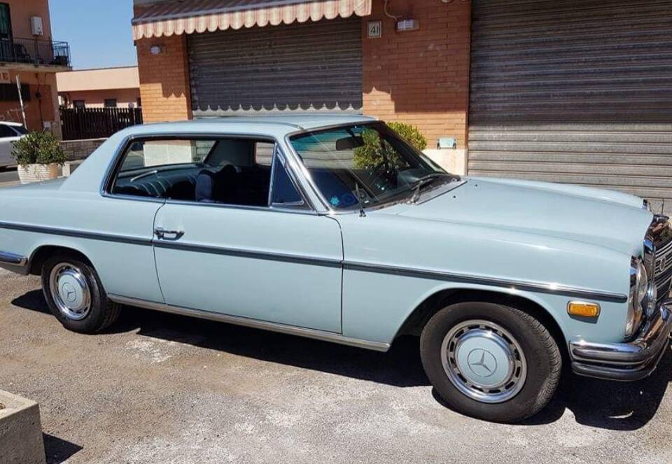 Image 8/32 of Mercedes-Benz 250 C (1972)