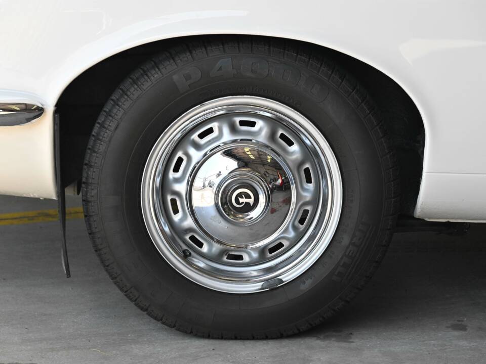 Bild 24/36 von Daimler Sovereign 4.2 (1976)