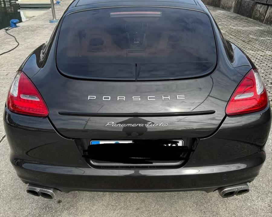 Image 7/13 de Porsche Panamera Turbo (2013)