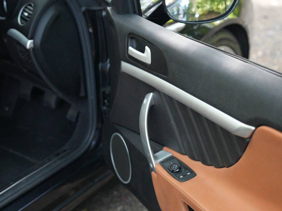 Bild 48/50 von Alfa Romeo Spider 3.2 V6 (2008)