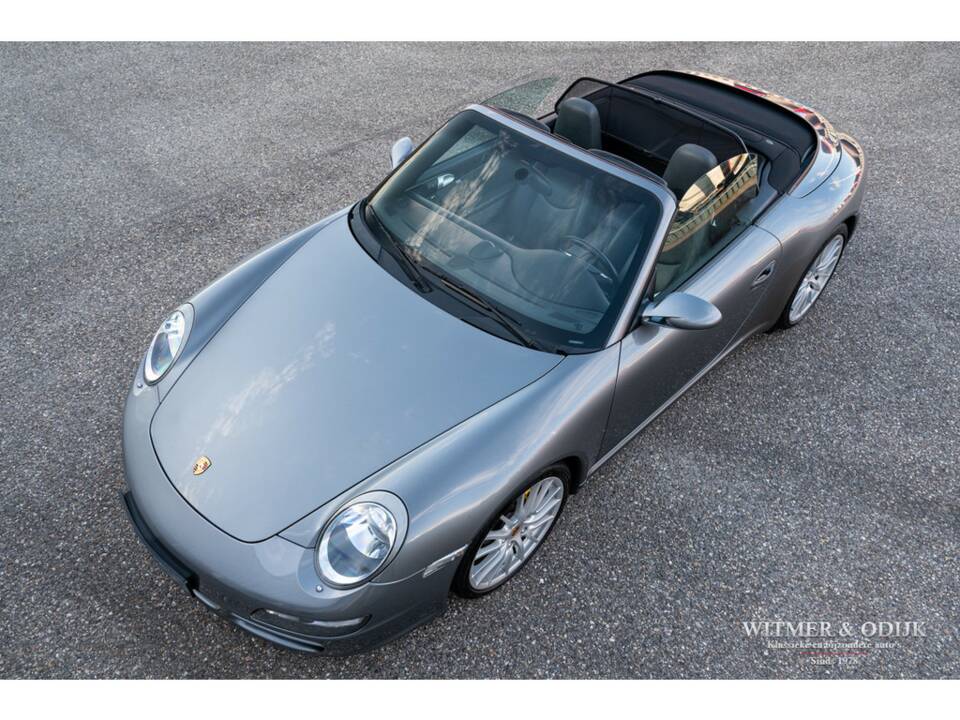 Bild 17/37 von Porsche 911 Carrera (2006)
