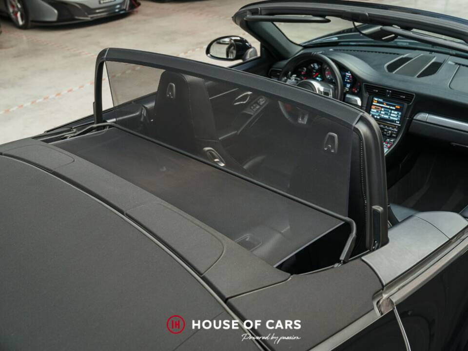 Bild 15/25 von Porsche 911 Carrera 4S (2013)