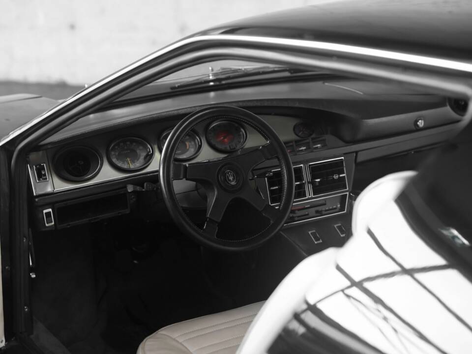 Image 39/50 of Maserati Merak (1974)