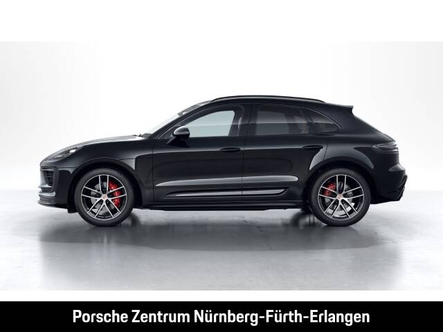 Image 2/8 of Porsche Macan GTS (2023)