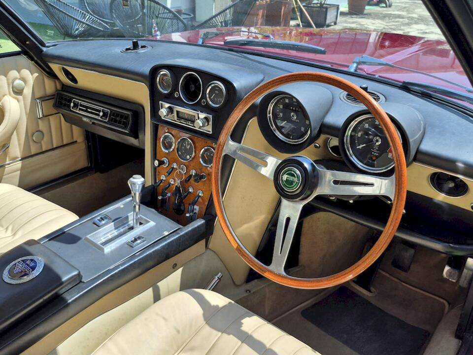 Image 21/46 de Jensen FF (1968)