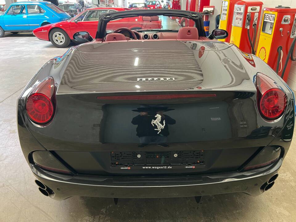 Afbeelding 15/19 van Ferrari California (2010)