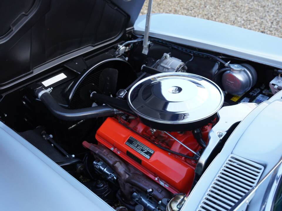 Image 30/50 of Chevrolet Corvette Sting Ray Convertible (1964)