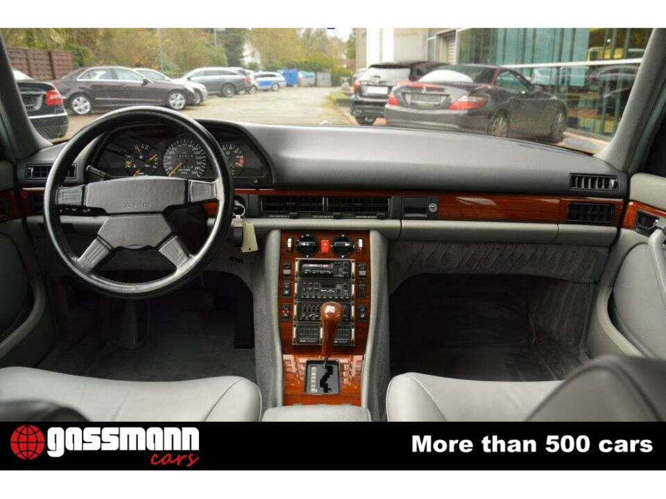 Immagine 10/15 di Mercedes-Benz 500 SEL (1985)