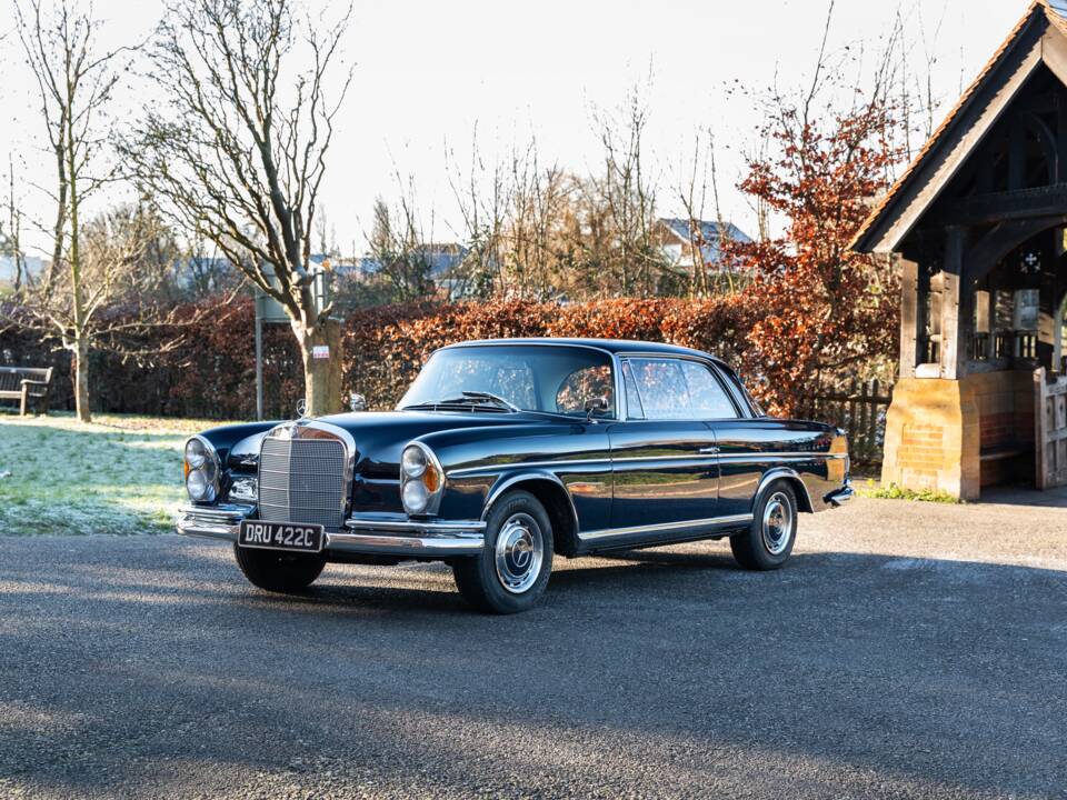 Afbeelding 19/45 van Mercedes-Benz 300 SE (1965)