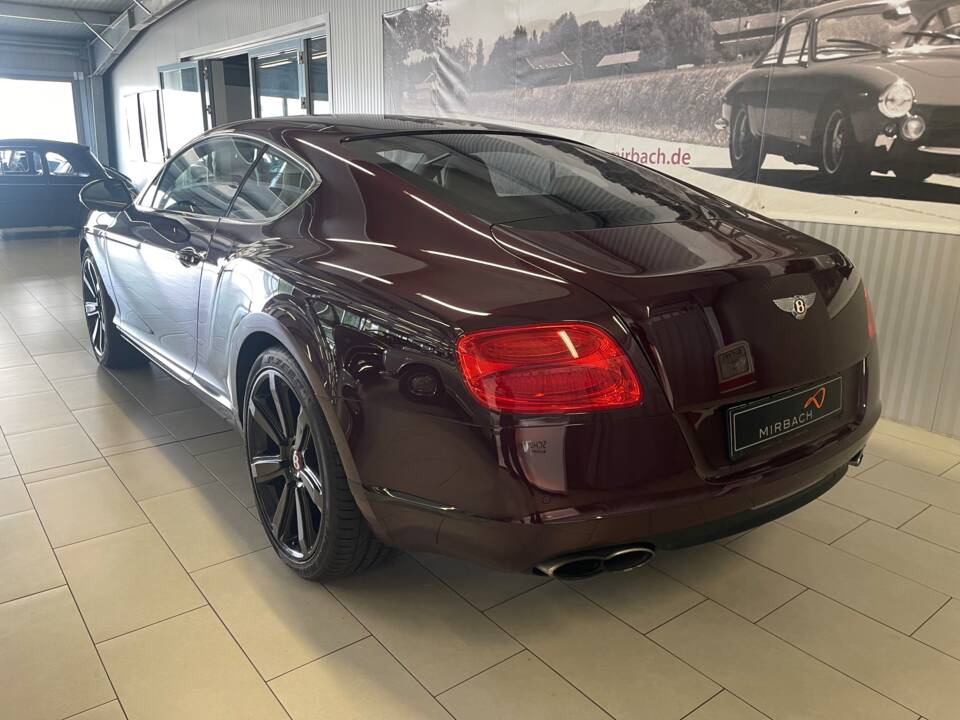 Image 8/20 of Bentley Continental GT V8 (2012)