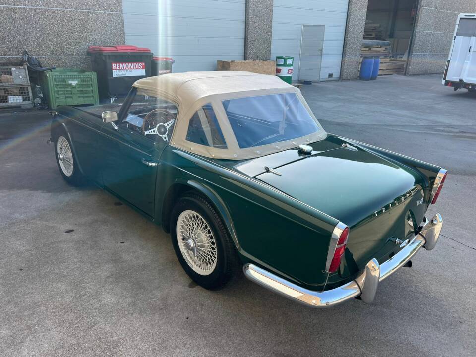Image 2/7 de Triumph TR 4A (1966)